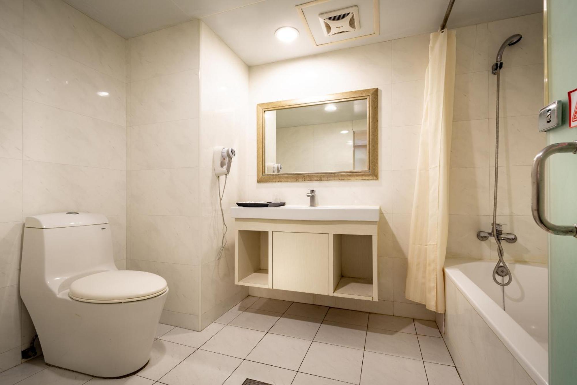 Yoyo Hotel Chiayi Eksteriør billede