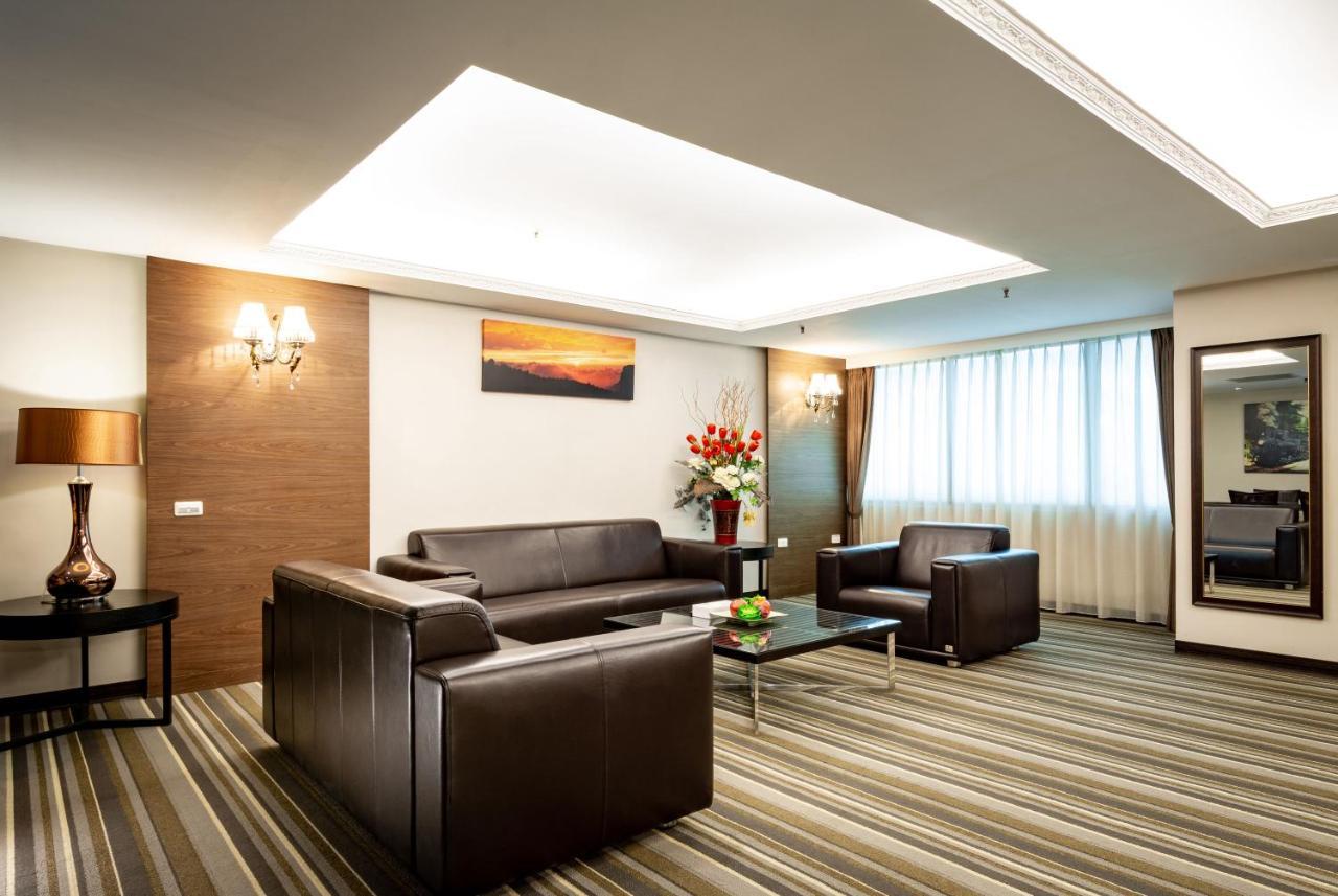 Yoyo Hotel Chiayi Eksteriør billede